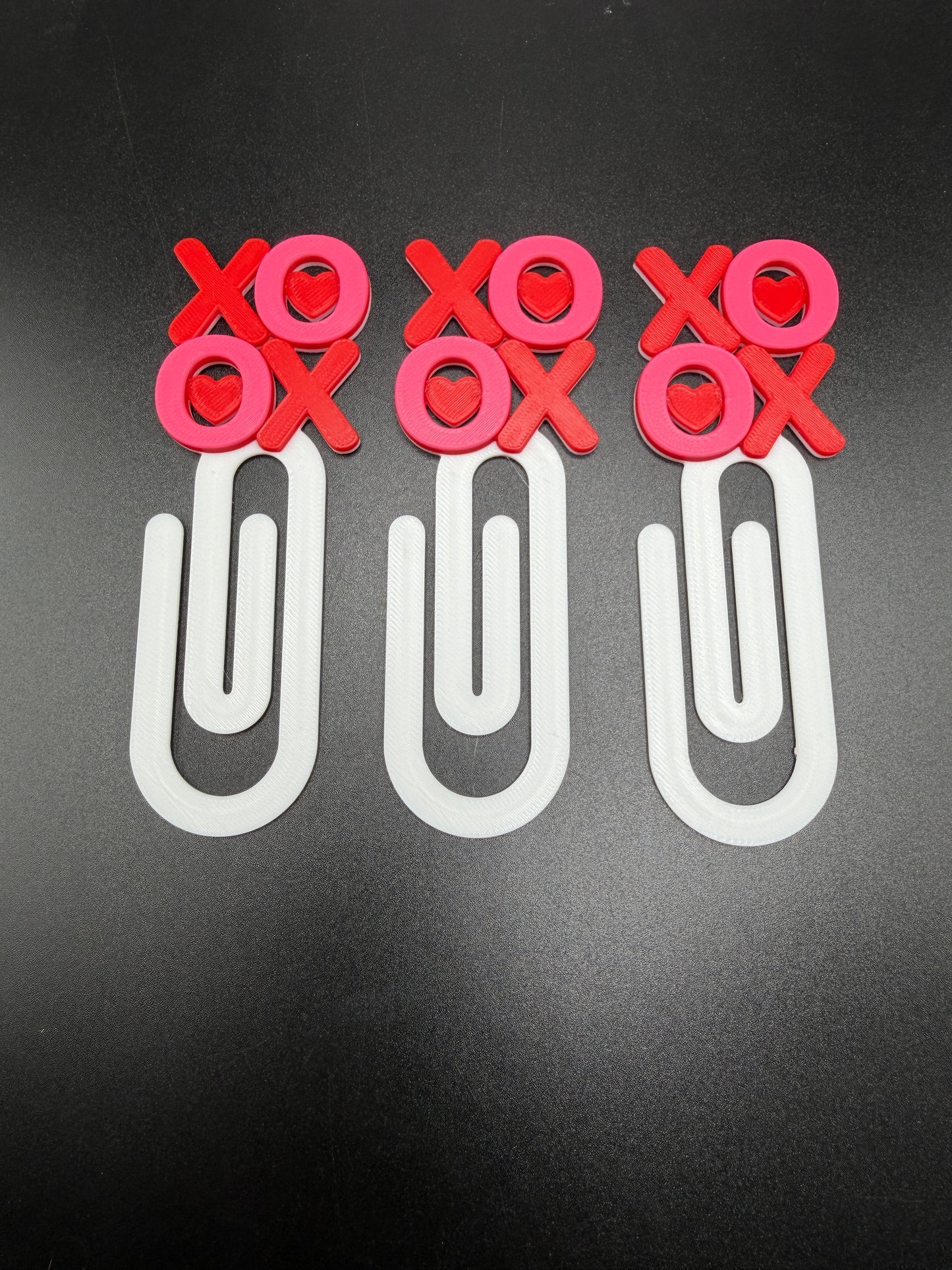 XO Paper Clips (3)